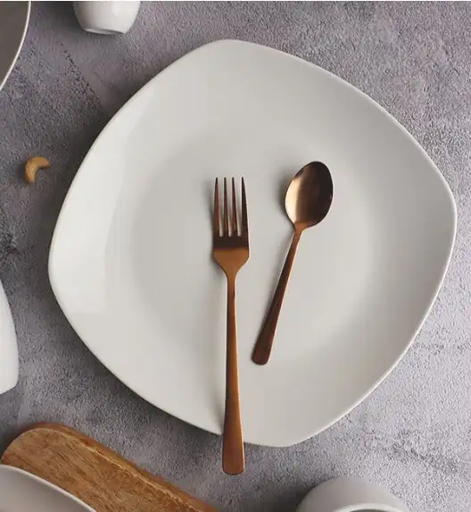 WYPRZEDAŻ! WATERSIDE SIMPLY WHITE Komplet 2 talerzy dla 1 osoby / porcelana