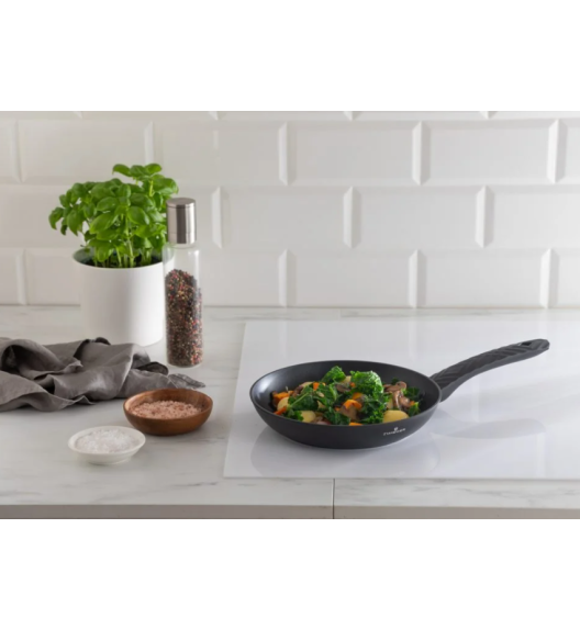 ZWIEGER LOVRO Patelnia 28 cm | aluminium | powłoka PFLUON indukcja