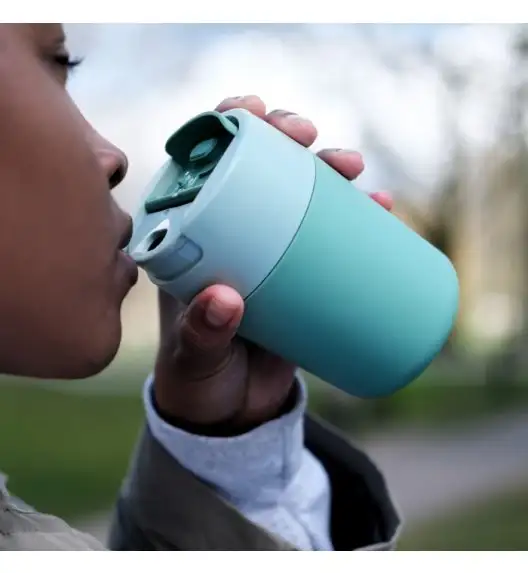 WYPRZEDAŻ! JOSEPH JOSEPH Sipp Kubek podróżny 350 ml / jasnozielony