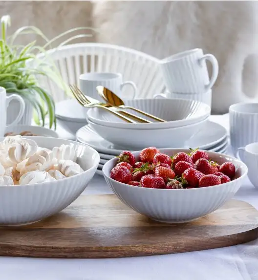 LUBIANA DAISY Serwis obiadowo - kawowy 18 osób / 130 elementów | biała porcelana