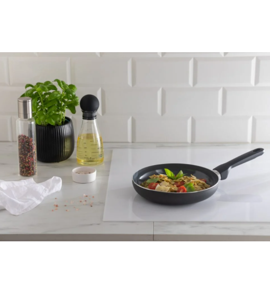 ZWIEGER VIRTU Komplet Patelnia 24 cm + pokrywka silikonowa 24/26/28 cm | aluminium | powłoka ceramiczna | indukcja