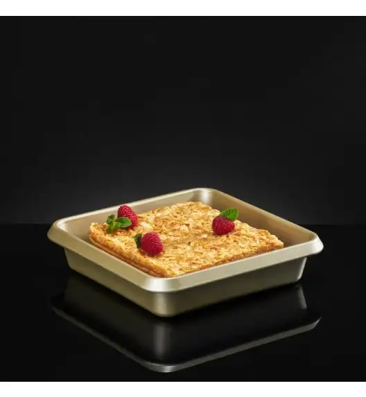 AMBITION ROYAL Blacha do pieczenia 23 x 23 cm / złota / kwadratowa