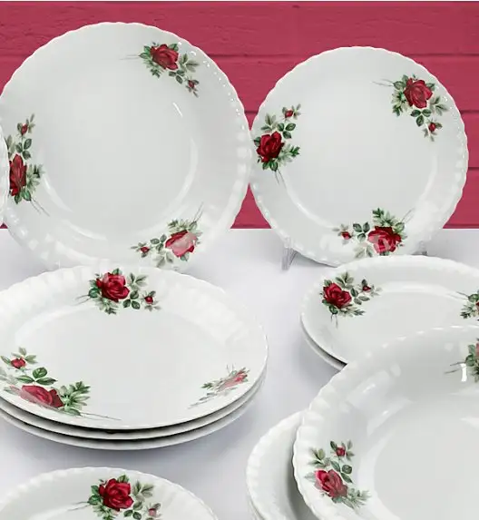 WYPRZEDAŻ! CHODZIEŻ IWONA B826 Komplet 12 talerzy dla 4 osób / porcelana