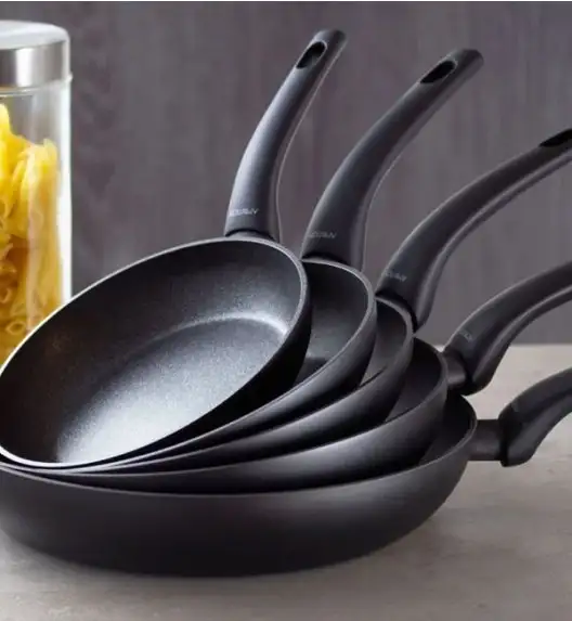 AMBITION MERCURE Patelnia z powłoką Teflon™ 16 cm / indukcja