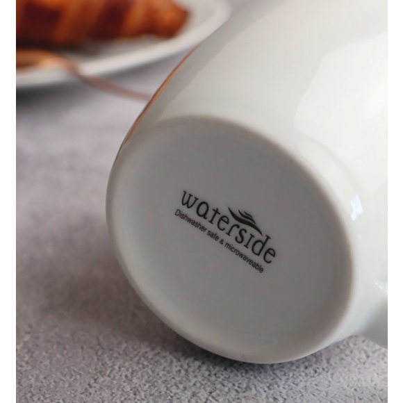 WYPRZEDAŻ! WATERSIDE EVERYDAY WHITE Komplet 5 kubków / porcelana