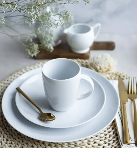 LUBIANA BOSS BIAŁY Serwis obiadowo - kawowy 151 el / 18 osób 