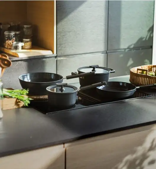 FISKARS HARD FACE 1075457 Patelnia 20 cm / powłoka Ceratec™ Superior