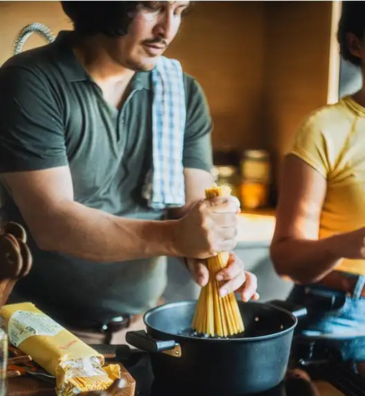 FISKARS HARD FACE 1075527 Garnek 5 l z pokrywką / powłoka Ceratec™ Superior