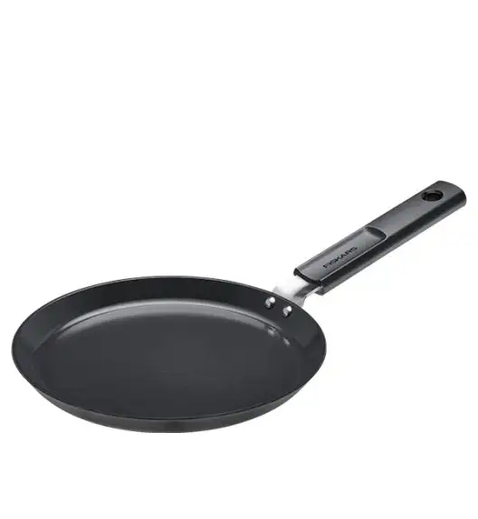 FISKARS HARD FACE Komplet garnki z pokrywkami 8 el + Patelnie 20, 24, 28 cm + pokrywki silikonoweTADAR + Wok + naleśnikowa / powłoka Ceratec™ Superior