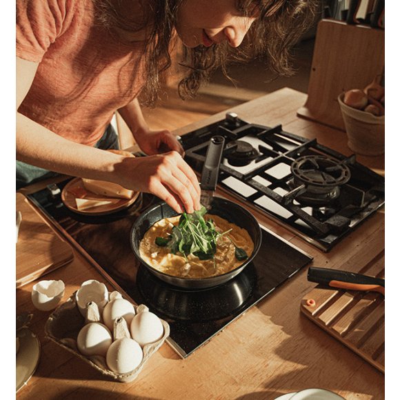 FISKARS FUNCTIONAL FORM Komplet patelni 20, 24, 28 cm / powłoka Ceratec™