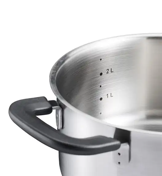 FISKARS FUNCTIONAL FORM Komplet garnki z pokrywkami 8 el + Patelnie 20, 24, 28 cm + pokrywki TADAR + Wok / powłoka Ceratec™