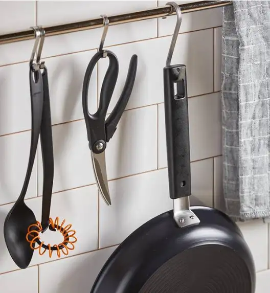 FISKARS ESSENTIAL Nożyce do drobiu 23 cm / japońska stal nierdzewna