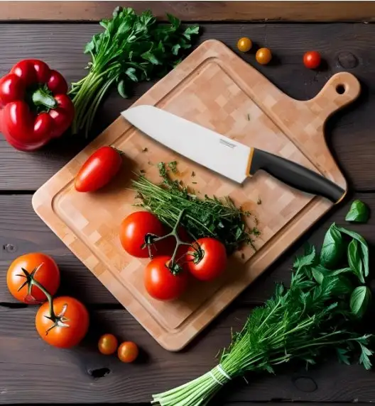 FISKARS CONTROL+ Nóż Santoku typu azjatyckiego 17 cm / japońska stal nierdzewna
