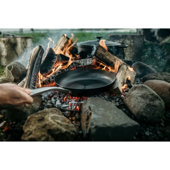 SKOTTSBERG | CAST IRON | Patelnia 28cm ŻELIWNA