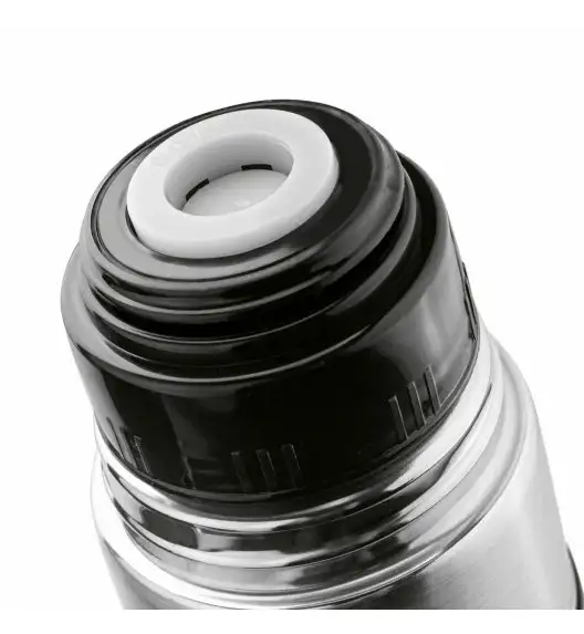 TADAR TERMOS NIERDZEWNY Z CZARNYM SILIKONOWYM UCHWYTEM SILVES 1L