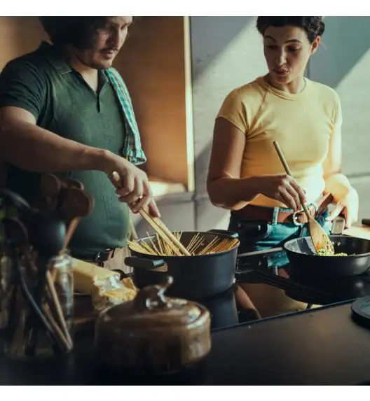 FISKARS HARD FACE Patelnia 24 cm z pokrywką / powłoka Ceratec™ Superior