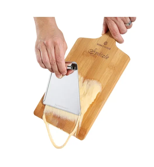 ZASSENHAUS | Eco Line | bambusowa deska do lanych klusek ze stalowym drapakiem, 34x16x0,9 cm