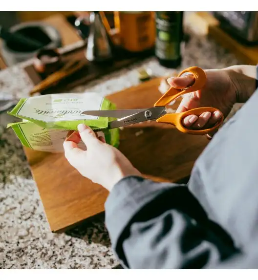 FISKARS CLASSIC Nożyczki uniwersalne 21 cm / stal nierdzewna (6 generacja)