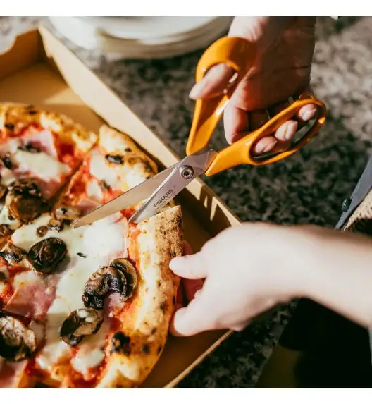 FISKARS CLASSIC Nożyczki uniwersalne 21 cm / stal nierdzewna (6 generacja)