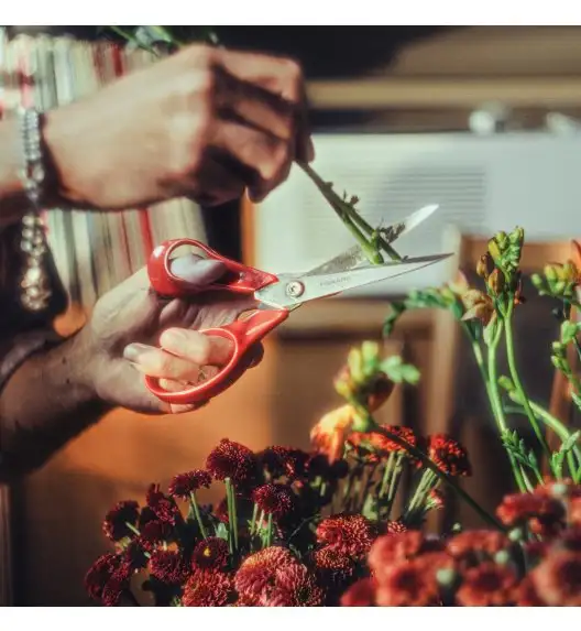 FISKARS CLASSIC Nożyczki uniwersalne, leworęczne 21 cm / stal nierdzewna (6 generacja)