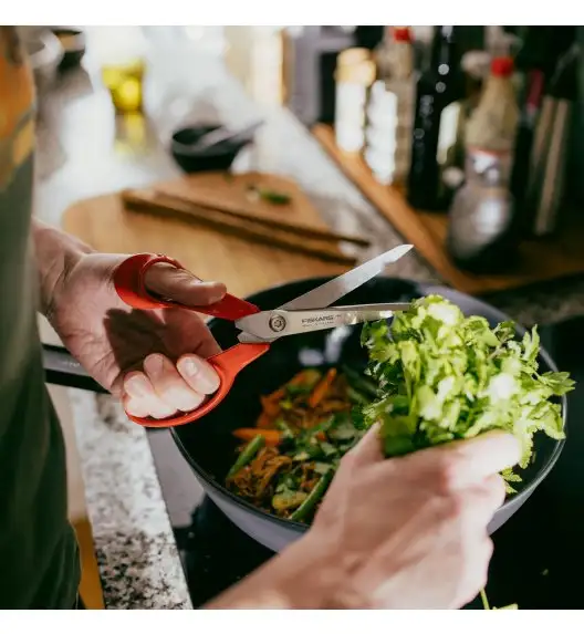 FISKARS CLASSIC Nożyczki uniwersalne, leworęczne 21 cm / stal nierdzewna (6 generacja)