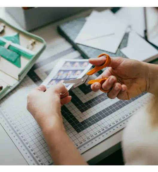 FISKARS CLASSIC Nożyczki dla hobbystów 13 cm / stal nierdzewna (6 generacja)