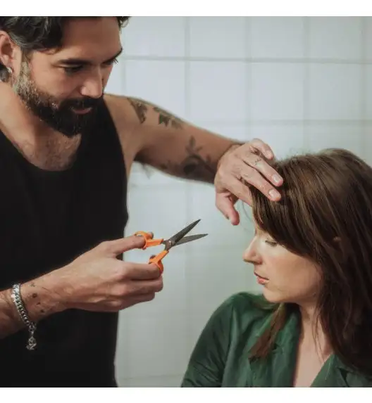 FISKARS CLASSIC Nożyczki fryzjerskie 17 cm / stal nierdzewna (6 generacja)