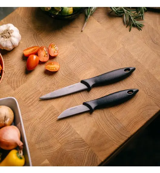 FISKARS ESSENTIAL Zestaw 2 małych noży kuchennych 7 cm + 11 cm w pudełku / stal nierdzewna + tworzywo sztuczne