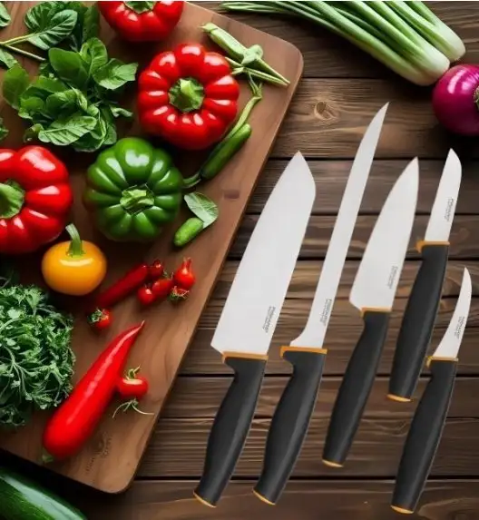 FISKARS CONTROL+ Komplet 5 noży + ostrzałka ceramiczna Roll-Sharp / japońska stal nierdzewna