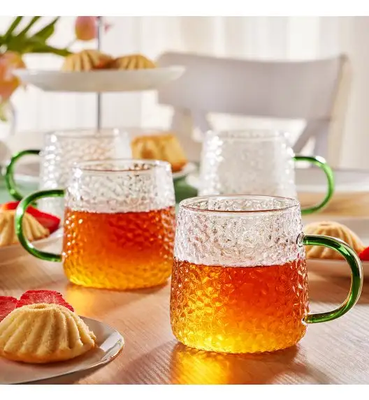 MG HOME | DECO Zestaw 4 szklanek żłobionych z uchem 350 ml / zielone