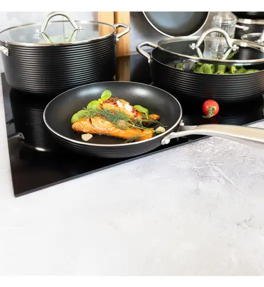 AMBITION | RIBS PATELNIA 20 CM Indukcja Powłoka non-stick Qualum Basic