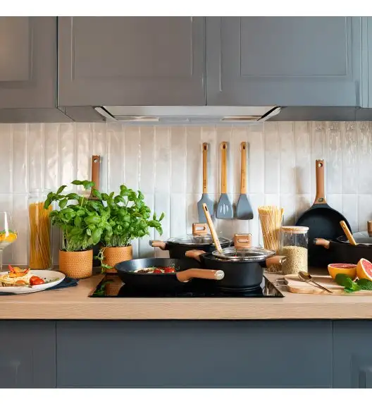 AMBITION | CAMEL PATELNIA 24 CM Indukcja powłoka Qualum Basic Stone non-stick