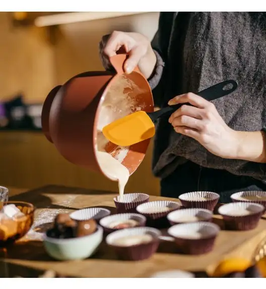 FISKARS ESSENTIAL Komplet 4 przyborów kuchennych / tworzywo sztuczne