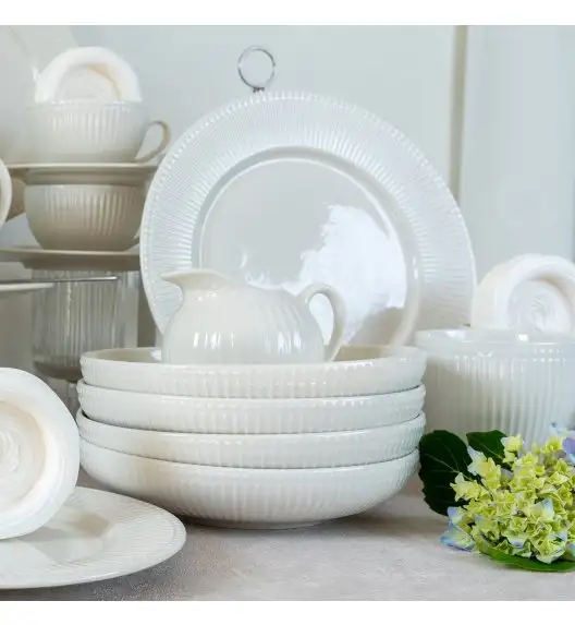 AMBITION | CURLY MLECZNIK BIAŁY