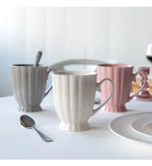 AMBITION | CURLY KUBEK 310 ML RÓŻOWY