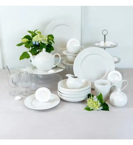 AMBITION | CURLY SPODEK POD FILIŻANKĘ 15,8 CM BIAŁY