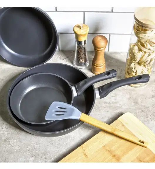 AMBITION MAGNAT Patelnia + pokrywka 30 cm / powłoka ILAG Non-Stick Premium / INDUKCJA