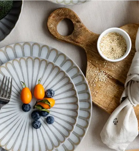 LUBIANA BOSS KERAJET | 708 KJ | Serwis obiadowy 18/54 elementów | 9228 ROZETA