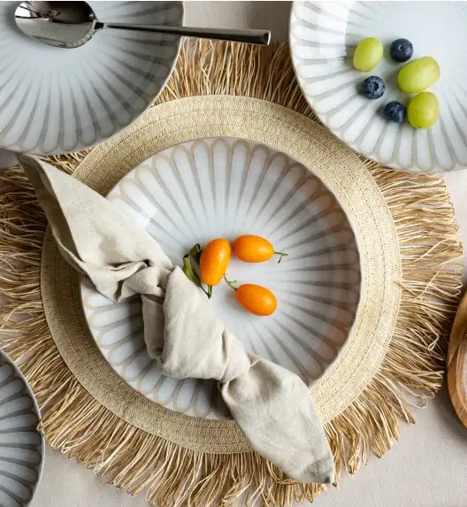 LUBIANA BOSS KERAJET | 708 KJ | Serwis obiadowy 24/72 elementy | 9228 ROZETA