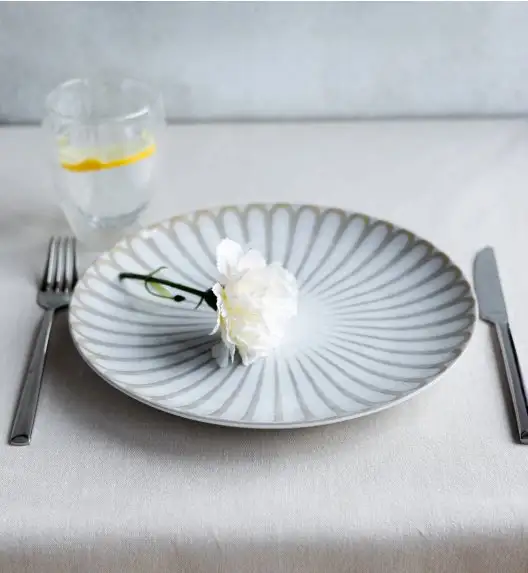 LUBIANA BOSS KERAJET | 708 KJ | Serwis obiadowy 24/72 elementy | 9228 ROZETA