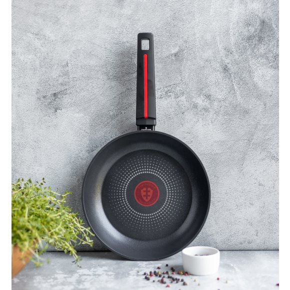 ZWIEGER RED LINE Komplet patelni 20, 24, 28 cm + pokrywki silikonowe / powłoka nieprzywierająca TitanEX