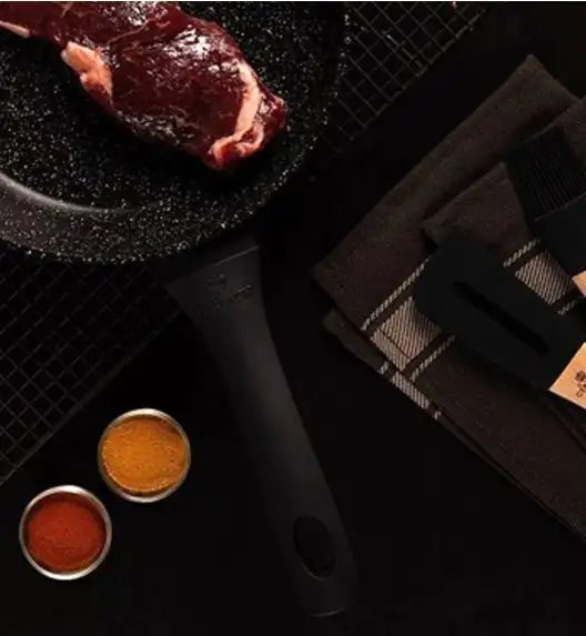 GERLACH BRAVA Komplet Garnki z pokrywkami 8 el + patelnie Gerlach Granitex 20, 24, 28 cm + patelnia naleśnikowa 26 cm+ Brytfanna 32 cm