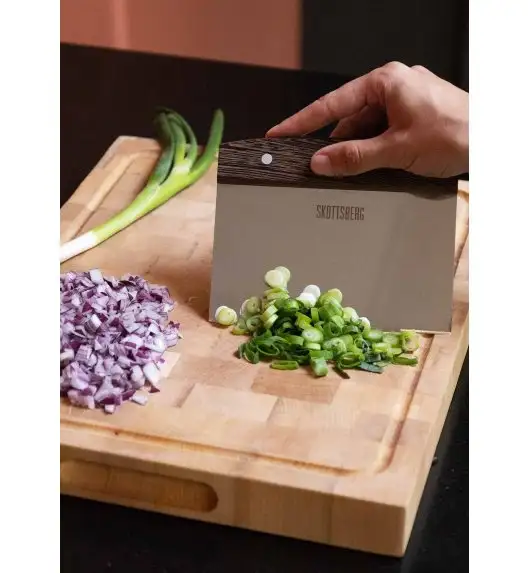 SKOTTSBERG Skrobak do czyszczenia i krojenia z miarką / drewniany uchwyt