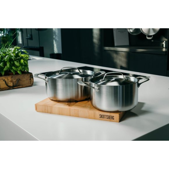 SKOTTSBERG STAINLESS STEEL Garnek 3,3 l z pokrywką 20 cm