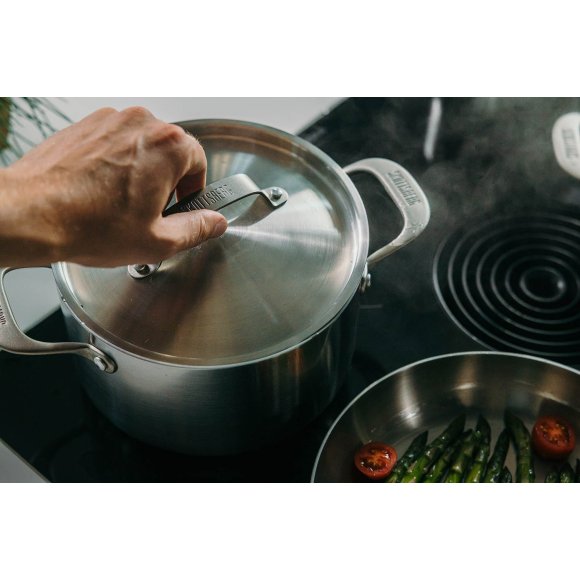 SKOTTSBERG STAINLESS STEEL Garnek 3,3 l z pokrywką 20 cm