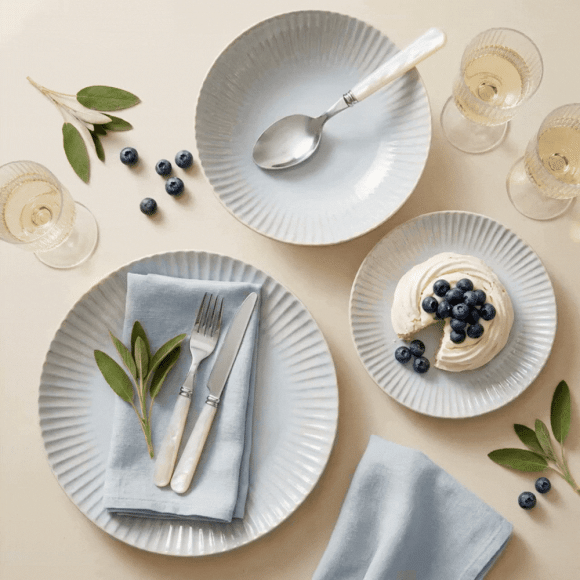 LUBIANA DAISY STONEWARE PERŁOWY | Serwis obiadowy 54 elementów dla 18 osób | kolor błękitny