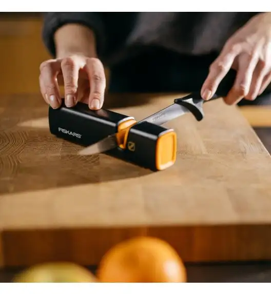 FISKARS FUNCTIONAL FORM Komplet 7 noży kuchennych luzem + Ostrzałka EDGE