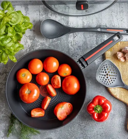 ZWIEGER RED LINE Patelnia głęboka z pokrywką 28 cm / powłoka nieprzywierająca TitanEX