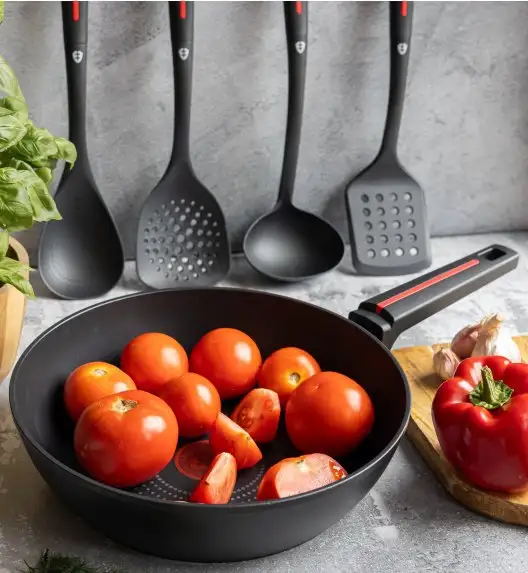ZWIEGER RED LINE Patelnia głęboka z pokrywką 28 cm / powłoka nieprzywierająca TitanEX