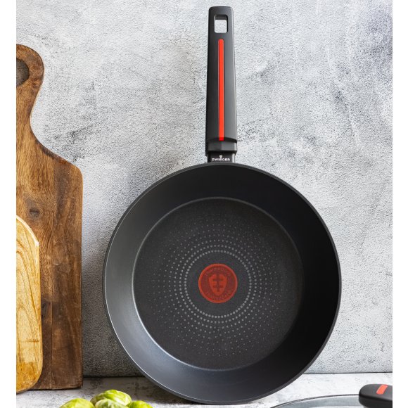 ZWIEGER RED LINE Patelnia głęboka z pokrywką 28 cm / powłoka nieprzywierająca TitanEX